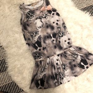Girls cat/dog printed dress size 2T
